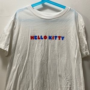 Uniqlo Hello Kitty T shirt size L